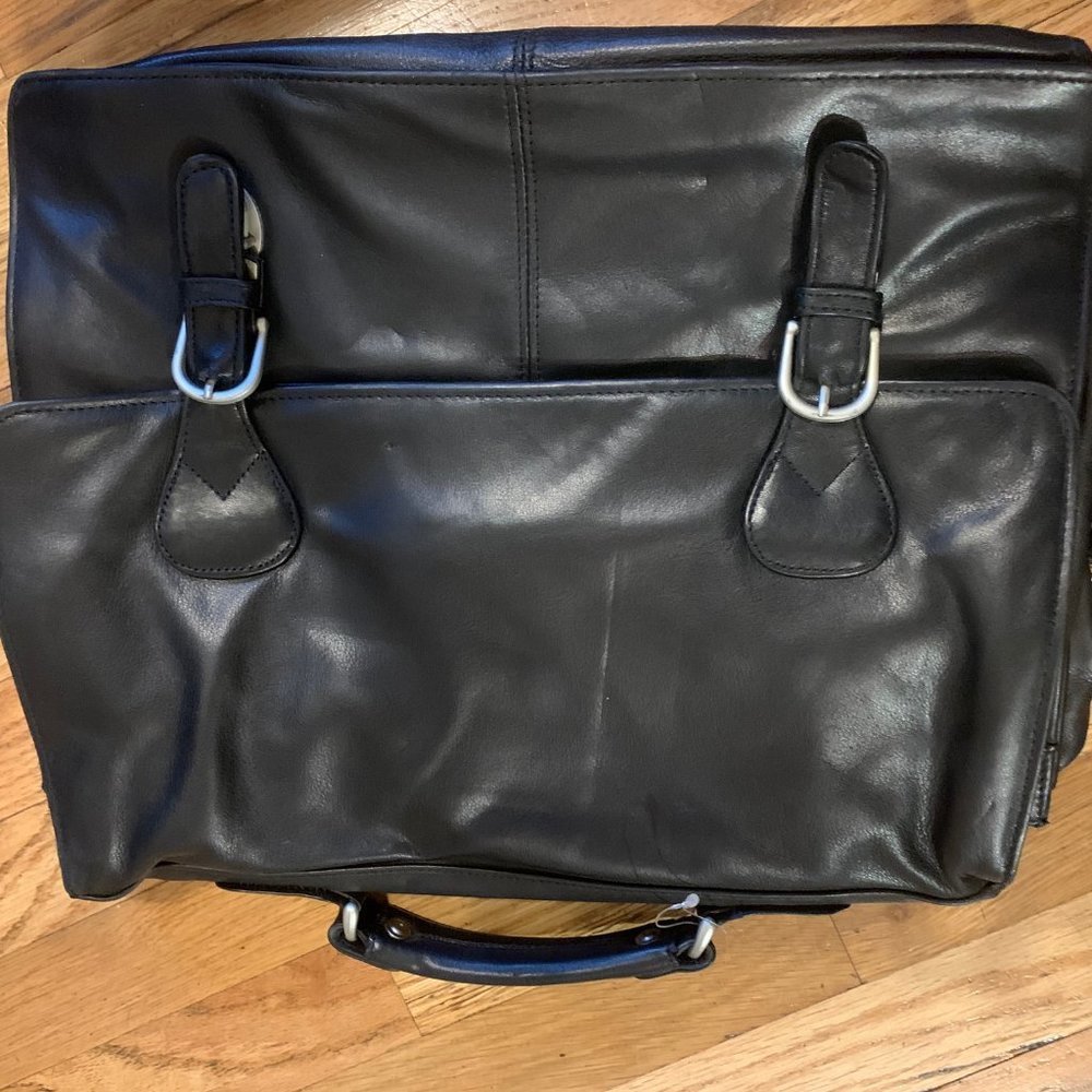 Authentic Kenneth Cole Briefcase - Picture 11 of 12